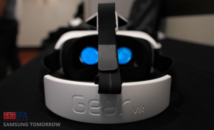 Gear VR Head